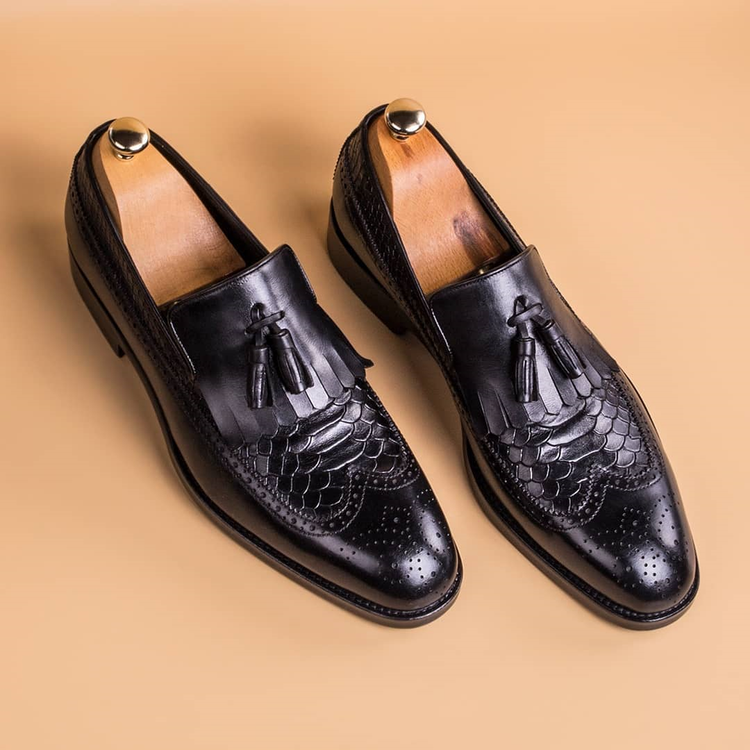 Black Snake Print Leather Lleida Loafers