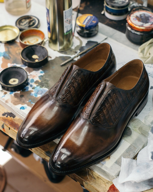 Brown Patina Leather with Crocodile Textured Highlights Camiri Oxford Shoes