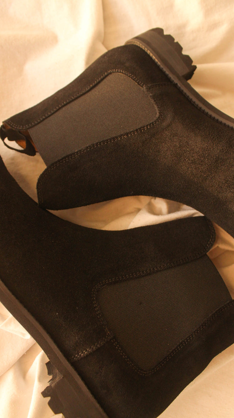 Black Suede Leather Ferneto Chunky Chelsea Boots